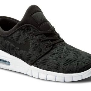 Nike Men's Black and White Sneakers